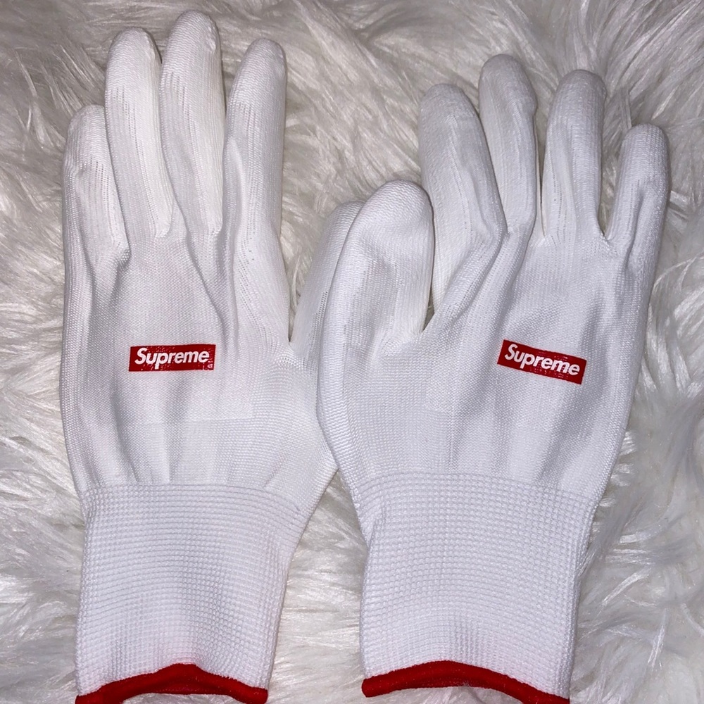 Supreme FW20 Rubberized Gloves